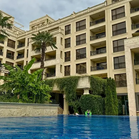 Pool View In Apartment